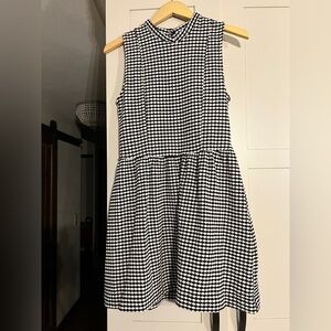 Cooperative black white stretchy type dress, back oval cutout, size L (more M)